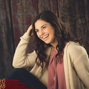 Meet your Posher, Olivia